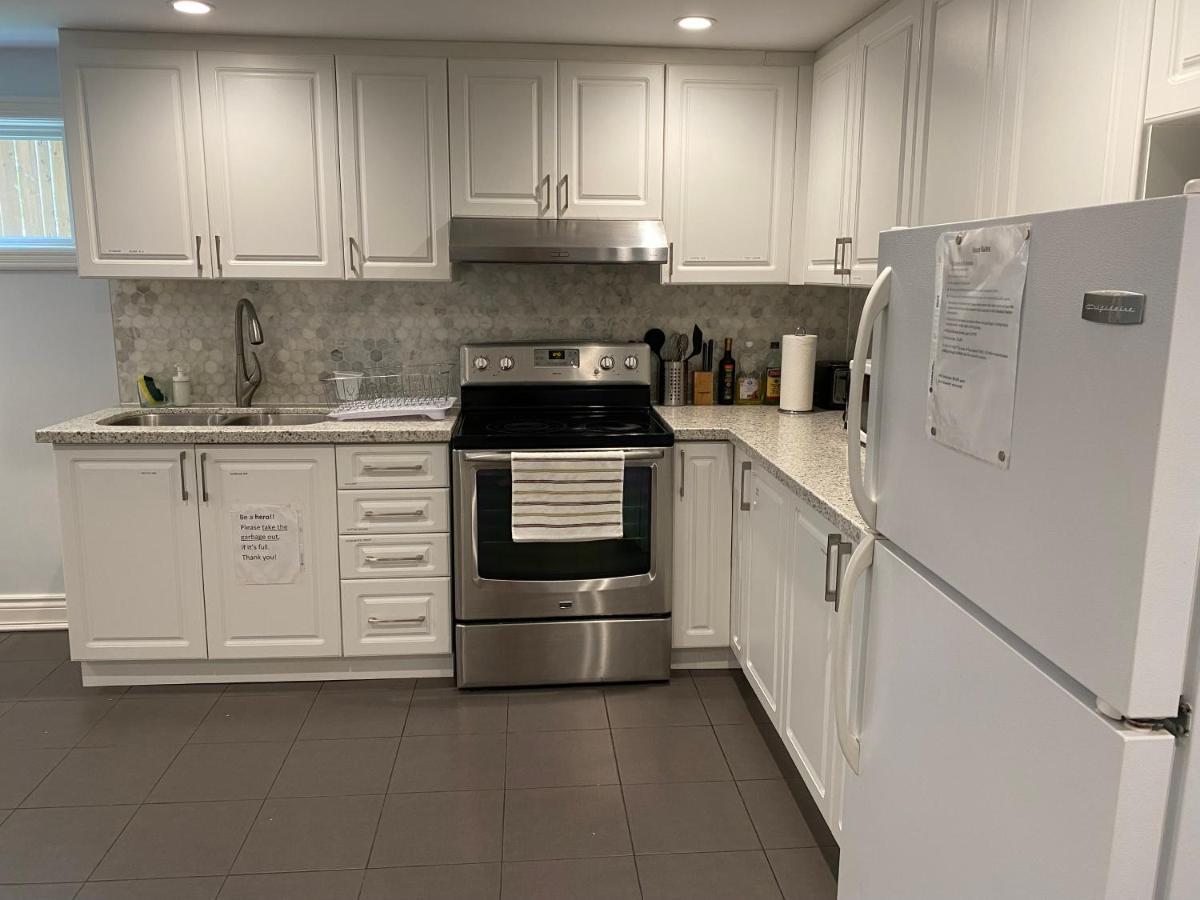 Yonge And Finch Subway !S Spacious And Modern Private Bd With Shared Bathroom Toronto Exterior foto